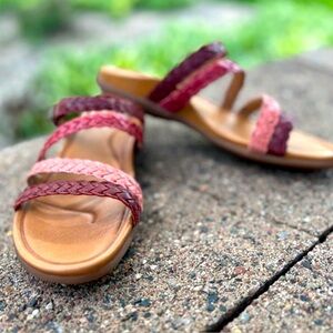 Aetrex Brielle Women`s Slide Sandal Red Multi. NWOT! Size 6.5